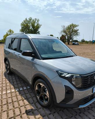 FORD TOURNEO COURIER  ACTIVE 