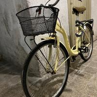 Bicicletta passeggio vintage donna