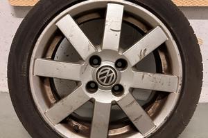 Cerchi lega + gomme Polo 2001