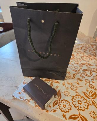 Portachiavi in pelle The Bridge con scatola.