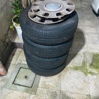 Pneumatici firestone competi di cerchi