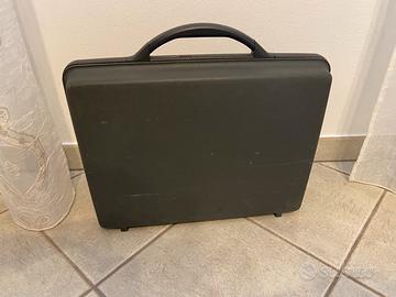 Valigetta ventiquattr’ore