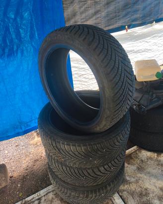 gomme 4 stagioni 205/45/17