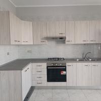 Intera cucina - NUOVA - mai utilizzata