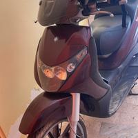 Piaggio Beverly 200