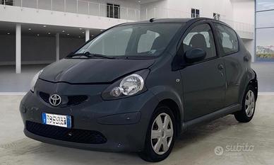Toyota Aygo 1.0 5 porte Navi AUTOMATICA