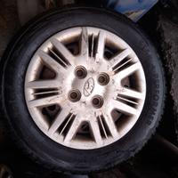Cerchioni e gomme antineve HIUNDAY Atos Prime