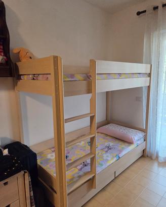 Letto a castello di legno