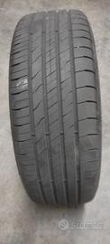 Gomme estive  Good Year 215/55 R 18