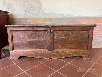 Cassapanca antica (1600 / 1700) in legno di olmo