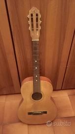 Chitarra marca Ferrarotti