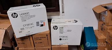 Toner  più cartuccia graffette per HP MFP M630