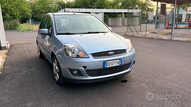 Ford Fiesta  solo 95 mila Km