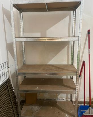 Scaffale in ferro e legno