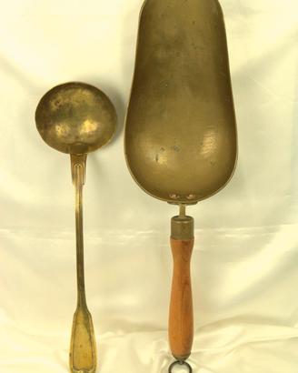 Strumenti da cucina per alimenti, in ottone.
