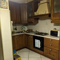 Cucina classica in legno di castagno