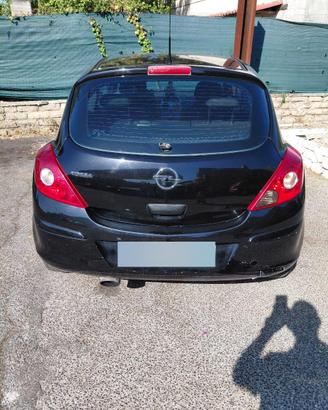 Tolgo per passaggio ad auto nuova