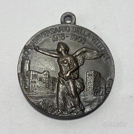 Medaglia associazione nazionale mutilati 1918 1968