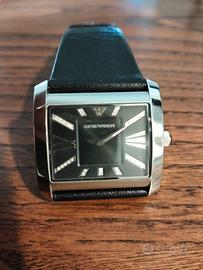 orologio Emporio Armani con piccoli diamanti 