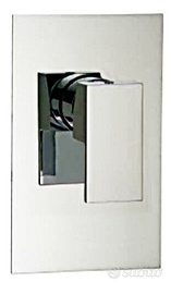MISCELATORE DOCCIA MONOCOMANDO "Q" TREEMME