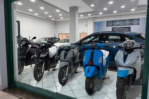 Gamma piaggio disponibile in sede