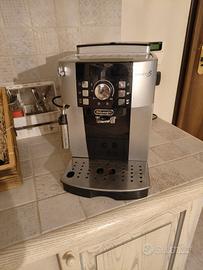 macchina caffè De longhi