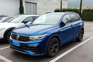 Volkswagen Tiguan 2.0 tdi R-Line 150cv dsg