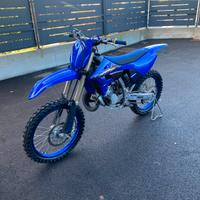 Yamaha YZ 125