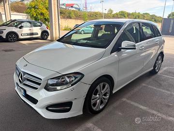Mercedes-benz B 200 d Automatic Premium 2016