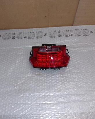 Faro fanale posteriore trk 502 502x