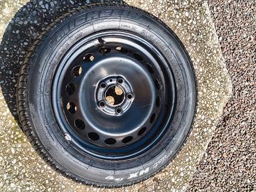 Gomma Nuova Michelin Pilot HX 215/55 ZR16

+ cerch