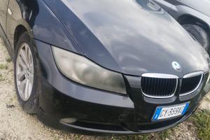 Si Vende BMW e90