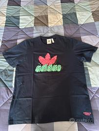 T-shirt Adidas originale