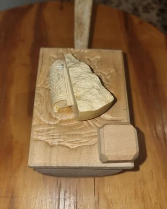 Formaggiera in legno massello vintage 