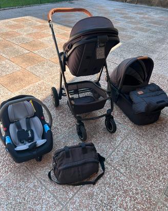 Trio passeggino Lionelo