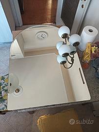 Specchio bagno con tre lampade. Dimensioni  79x95