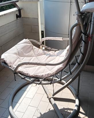 poltrona sospesa da giardino