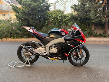 Aprilia rs4 50/125 con motore cagiva mito
