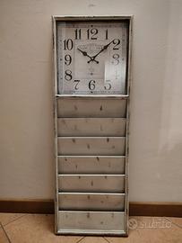 Orologio da parete con porta documenti