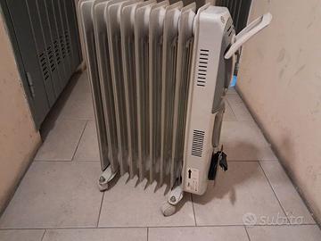 Termosifone elettrico ad olio (modello con manico