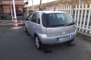Opel corsa C 2005 1.3 cosmo