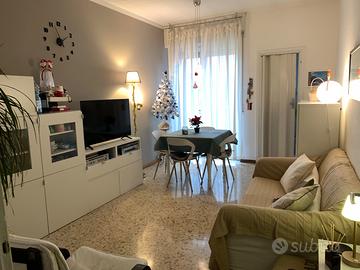 Navigli Darsena Stanza grande arredata e luminosa