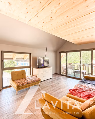 Quadrilocale con terrazzo a Montagna