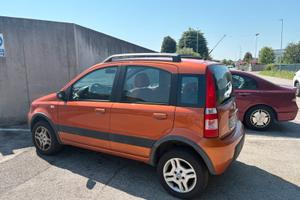 Panda 1.2 60cv morore con soli 120  mila km