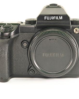 FUJIFILM GFX50S 7.859 Scatti