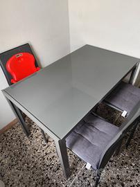 tavolo in vetro 