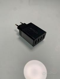 Caricabatterie USB 4 porte multiplo
