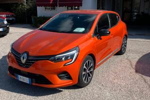 RENAULT CLIO 1.6 Hybrid 145cv 5 Porte Techno