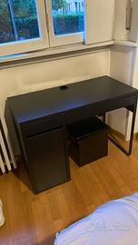 scrivania ikea