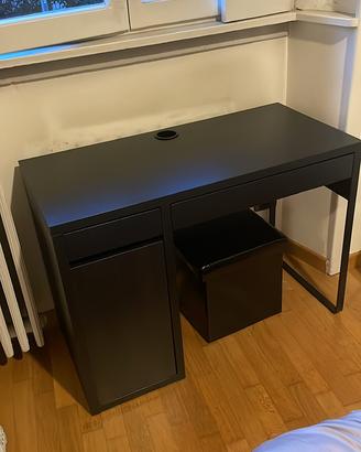 scrivania ikea